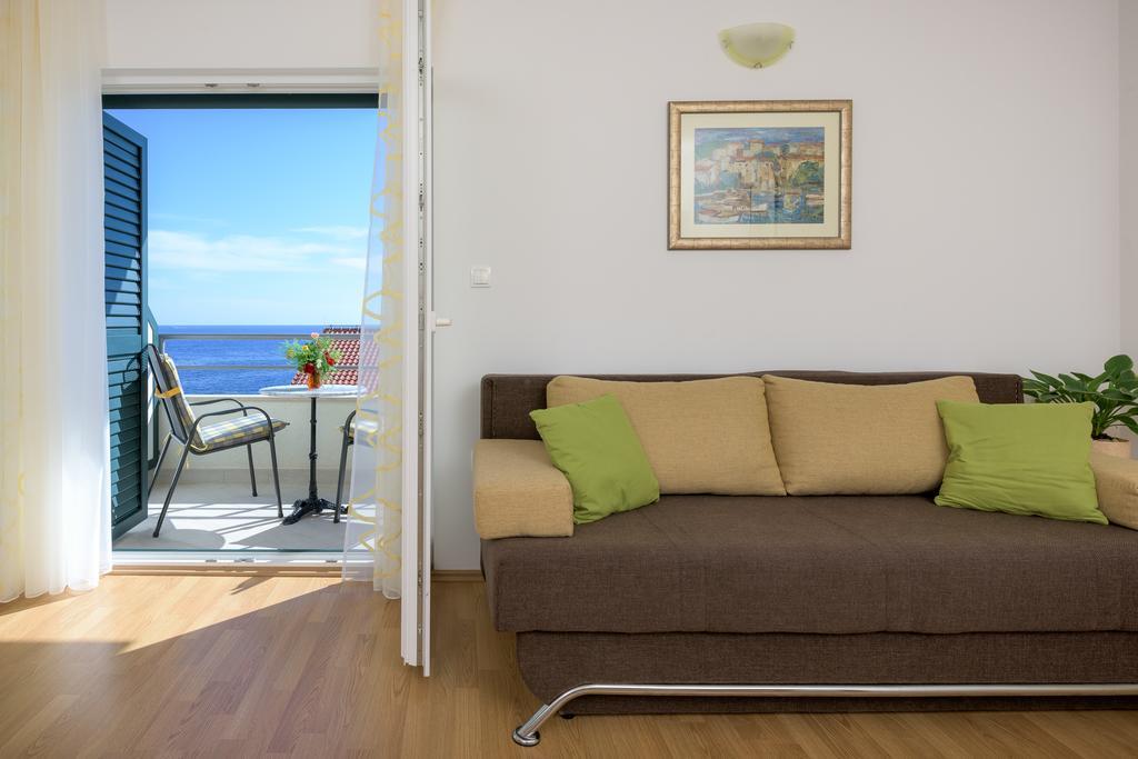 Apartments Stipe Plazibat Hvar Town Room photo