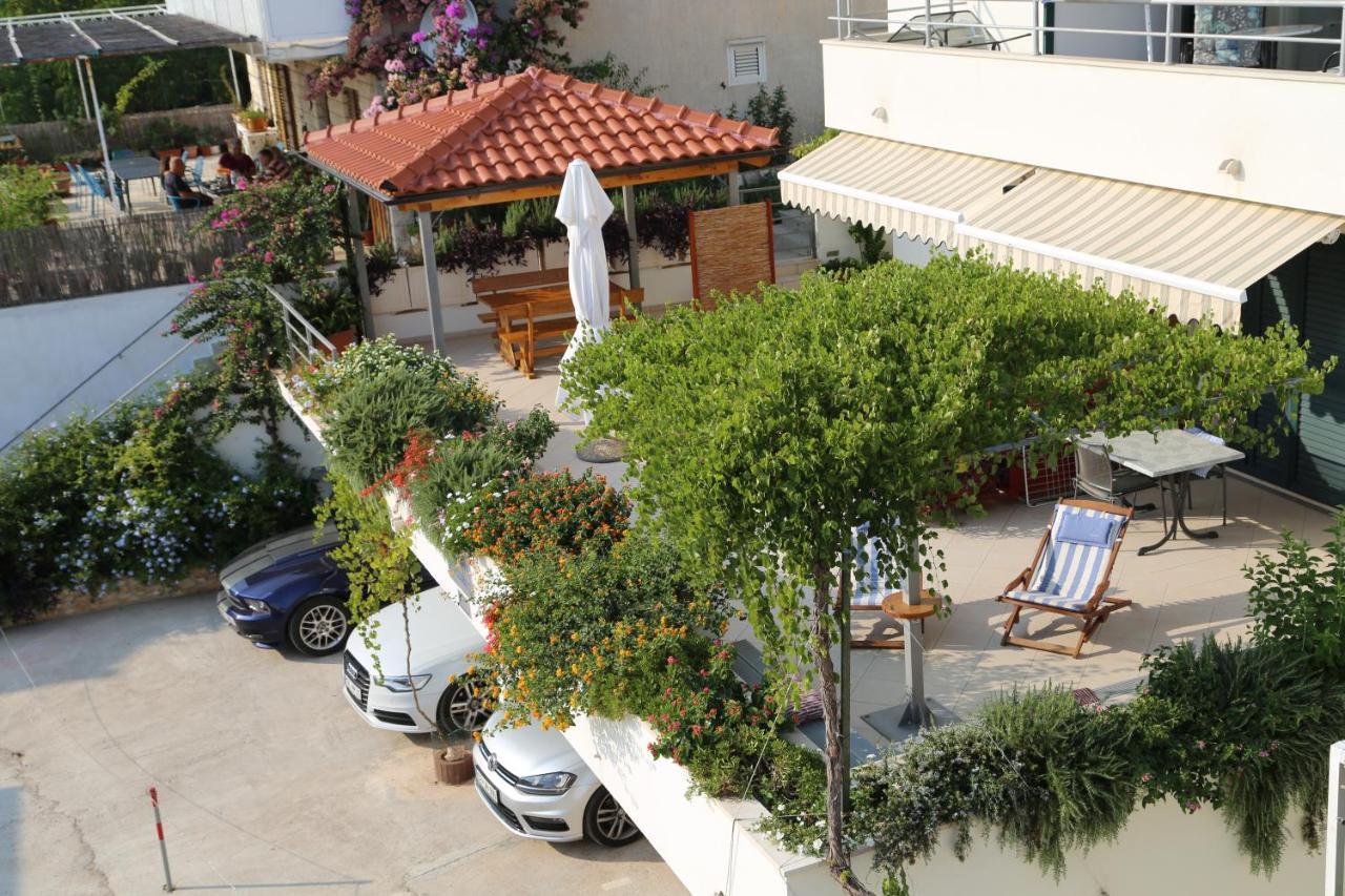 Apartments Stipe Plazibat Hvar Town Exterior photo